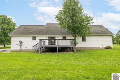 Nestled on a spacious one acre lot just outside the heart of on Sullivans Par Three in Kentucky - for sale on GolfHomes.com, golf home, golf lot