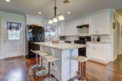 Welcome to this beautifully updated 3 bedroom, 2 bath home on Squirrel Run Golf Courses in Louisiana - for sale on GolfHomes.com, golf home, golf lot