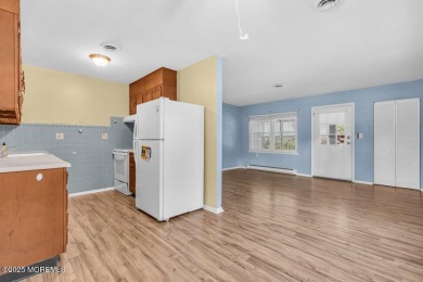 Are you looking to downsize or retire in comfort?  Then this on Leisure Village West Assoc. in New Jersey - for sale on GolfHomes.com, golf home, golf lot
