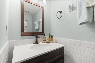 Sellers are offering $19,000 towards buyer's closing costs for on Twin Rivers Golf Club in Florida - for sale on GolfHomes.com, golf home, golf lot