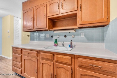 Are you looking to downsize or retire in comfort?  Then this on Leisure Village West Assoc. in New Jersey - for sale on GolfHomes.com, golf home, golf lot
