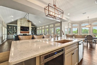 ABSOLUTELY STUNNING W/ FABULOUS RENOVATIONS COMPLETED ONLY WEEKS on Green Tree Country Club in Texas - for sale on GolfHomes.com, golf home, golf lot
