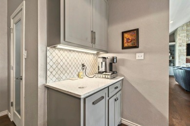 ABSOLUTELY STUNNING W/ FABULOUS RENOVATIONS COMPLETED ONLY WEEKS on Green Tree Country Club in Texas - for sale on GolfHomes.com, golf home, golf lot