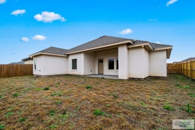 This stunning 3-bedroom, 2.5-bathroom new construction home on River Bend Country Club in Texas - for sale on GolfHomes.com, golf home, golf lot