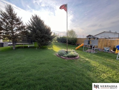 Jill Karloff, M: , jkarloff,   - Contract Pending. This on Lake Ridge Country Club in Nebraska - for sale on GolfHomes.com, golf home, golf lot