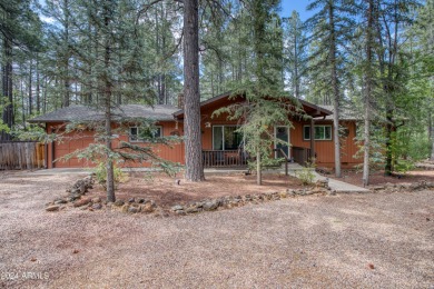 THRIVING Current ! Nestled in the serene woods of the Pinetop on Pinetop Lakes Country Club in Arizona - for sale on GolfHomes.com, golf home, golf lot