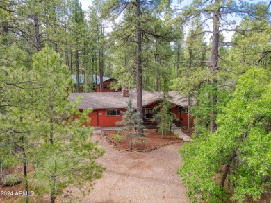 THRIVING Current ! Nestled in the serene woods of the Pinetop on Pinetop Lakes Country Club in Arizona - for sale on GolfHomes.com, golf home, golf lot