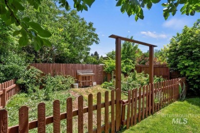 Lovingly maintained by the original owner, this beautifully on Lakeview Golf Club in Idaho - for sale on GolfHomes.com, golf home, golf lot