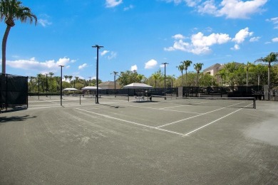 Come and see this awesome 3 bedroom with 3 full and  1/2 bath on Reunion Resort Golf Course in Florida - for sale on GolfHomes.com, golf home, golf lot