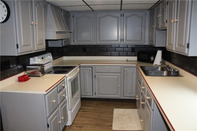 True one-level living is possible in this 3 Bedroom 1 Bath home on Indian Run Golf Club in Pennsylvania - for sale on GolfHomes.com, golf home, golf lot