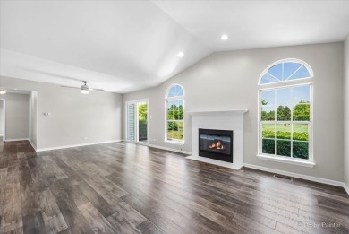 LOCATION * CONDITION * PRICE - This One Has It All!  Welcome to on Glendale Lakes Golf Club in Illinois - for sale on GolfHomes.com, golf home, golf lot