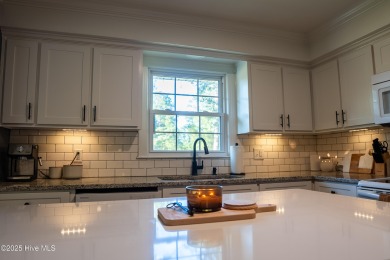 Charming 3-bedroom bungalow located in the desirable Trent Woods on New Bern Golf and Country Club in North Carolina - for sale on GolfHomes.com, golf home, golf lot
