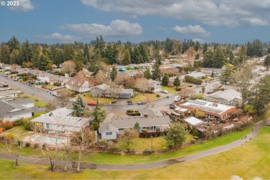 OPEN HOUSE Sat 3/1 from Noon-2pm!  Classic, single-story home on Gresham Golf Course in Oregon - for sale on GolfHomes.com, golf home, golf lot