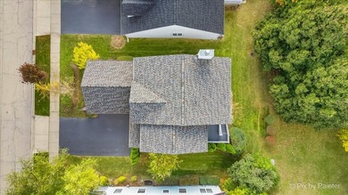 Welcome to this bright and spacious 4-bedroom, 3.1-bath home in on Midlane Championship Golf Resort in Illinois - for sale on GolfHomes.com, golf home, golf lot