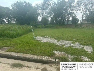 Ron & Sherri Burkle, M: , ronburkle1,   - Captivating level lot on Lake Ridge Country Club in Nebraska - for sale on GolfHomes.com, golf home, golf lot