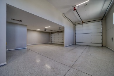 Welcome to this stunning 1,868 sq ft home located in the on Los Lagos Golf Club in Arizona - for sale on GolfHomes.com, golf home, golf lot