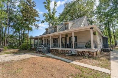 CHECK OUT THIS COZY LOW COUNTRY HOME!!!! This home sits on a on Wedgefield Plantation Golf Club in South Carolina - for sale on GolfHomes.com, golf home, golf lot