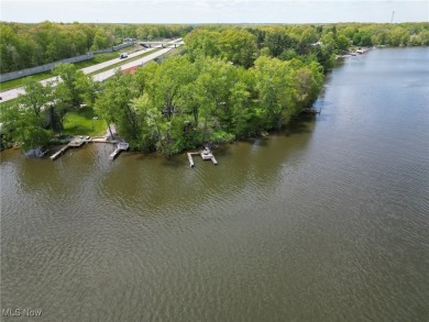 Here is your opportunity to build that dream home on Lake Milton on Olde Dutch Mill Golf Course in Ohio - for sale on GolfHomes.com, golf home, golf lot