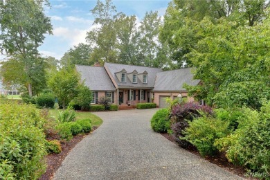 Fabulous in every way! This home offers gracious living with a on Fords Colony Country Club in Virginia - for sale on GolfHomes.com, golf home, golf lot