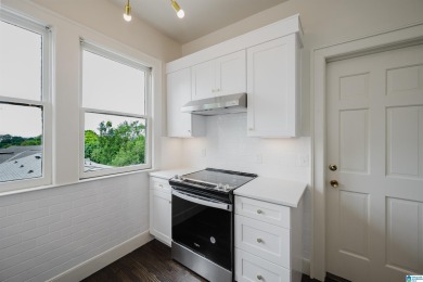 Welcome home to this updated condo in the highly desirable on  in Alabama - for sale on GolfHomes.com, golf home, golf lot