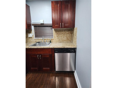 Beautiful 2BR/2BA corner-unit condo in a premier 55+ community on Hollybrook Golf and Tennis Club  in Florida - for sale on GolfHomes.com, golf home, golf lot