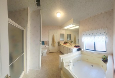 This well-maintained residence offers an open floor plan that on Palm Desert Greens Country Club in California - for sale on GolfHomes.com, golf home, golf lot