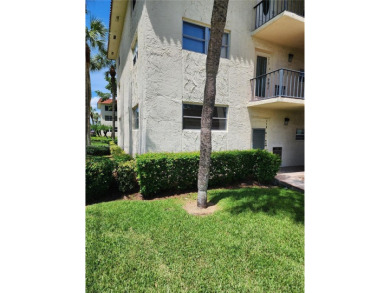Beautiful 2BR/2BA corner-unit condo in a premier 55+ community on Hollybrook Golf and Tennis Club  in Florida - for sale on GolfHomes.com, golf home, golf lot