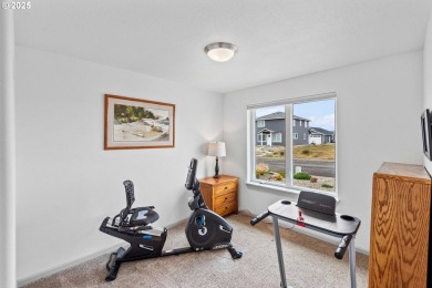 Easy coastal living in this like-new 3-bedroom, 2-bath home on Old Bandon Golf Links in Oregon - for sale on GolfHomes.com, golf home, golf lot