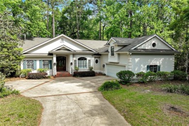Custom-built 3,500 sq ft home with an open floor plan featuring on Belfair Golf Club in South Carolina - for sale on GolfHomes.com, golf home, golf lot