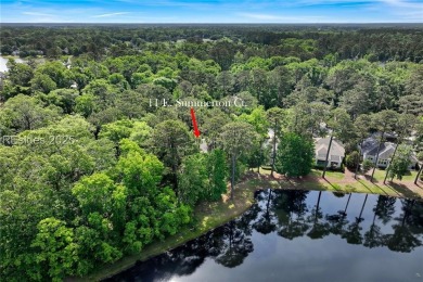 Custom-built 3,500 sq ft home with an open floor plan featuring on Belfair Golf Club in South Carolina - for sale on GolfHomes.com, golf home, golf lot