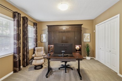 Welcome to this move-in ready twin home on Wakanda Golf Club! on Wakonda Club in Iowa - for sale on GolfHomes.com, golf home, golf lot