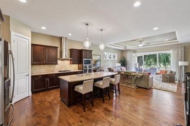 Welcome to this move-in ready twin home on Wakanda Golf Club! on Wakonda Club in Iowa - for sale on GolfHomes.com, golf home, golf lot