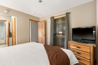 This one-bedroom, ground-level condo is the perfect mix of on Pointe Royale Village Country Club in Missouri - for sale on GolfHomes.com, golf home, golf lot