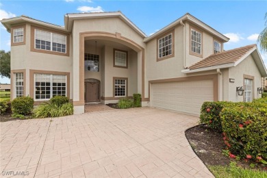 Looking for a Spacious S Ft Myers home with a huge yard w golf & on Cross Creek Country Club in Florida - for sale on GolfHomes.com, golf home, golf lot