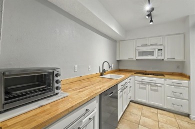 Welcome to this charming one bedroom, one bathroom condo located on Prestonwood Country Club - Dallas County in Texas - for sale on GolfHomes.com, golf home, golf lot