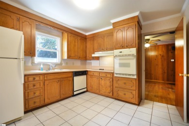 Call Listing agent Terri DeLisle  for questions and showings on Greenville Country Club in South Carolina - for sale on GolfHomes.com, golf home, golf lot