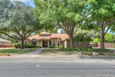 This Bentwood Country Club Estates home backs up to the golf on Bentwood Country Club in Texas - for sale on GolfHomes.com, golf home, golf lot