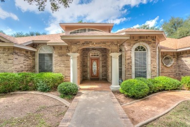 This Bentwood Country Club Estates home backs up to the golf on Bentwood Country Club in Texas - for sale on GolfHomes.com, golf home, golf lot