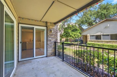 Welcome to this charming one bedroom, one bathroom condo located on Prestonwood Country Club - Dallas County in Texas - for sale on GolfHomes.com, golf home, golf lot