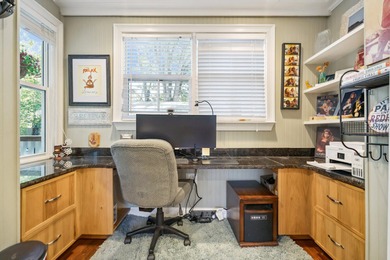 509 W 2nd has it all. Beautiful main home, detached cottage with on Miler Country Club in South Carolina - for sale on GolfHomes.com, golf home, golf lot