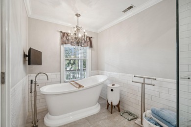 509 W 2nd has it all. Beautiful main home, detached cottage with on Miler Country Club in South Carolina - for sale on GolfHomes.com, golf home, golf lot