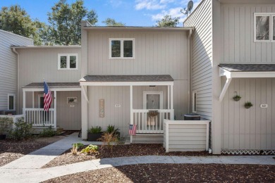 Beautifully renovated 1 bedroom, 1.5 bath town home with golf on The Seabrook Island Club in South Carolina - for sale on GolfHomes.com, golf home, golf lot