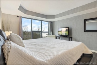 Amazing Top Floor End Unit 3 bed / 2.5 bath Condo boasting over on Seasons Ridge At Four Seasons in Missouri - for sale on GolfHomes.com, golf home, golf lot