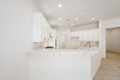 Beautiful 2 bedroom, 2 bathroom, plus den home with pool, spa & on Heritage Palms Golf Club in California - for sale on GolfHomes.com, golf home, golf lot