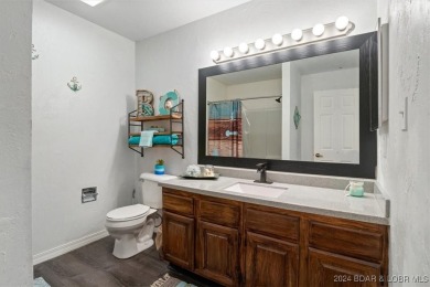 Amazing Top Floor End Unit 3 bed / 2.5 bath Condo boasting over on Seasons Ridge At Four Seasons in Missouri - for sale on GolfHomes.com, golf home, golf lot