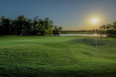 Welcome home to the Kerrville--a beautifully designed Beazer on Heath Golf and Yacht Club in Texas - for sale on GolfHomes.com, golf home, golf lot