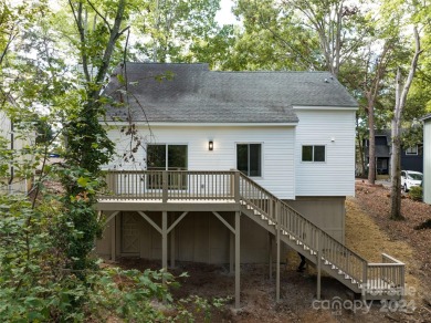 Welcome to this beautifully renovated 2BR/2BA home nestled in on Tega Cay Golf Club in South Carolina - for sale on GolfHomes.com, golf home, golf lot