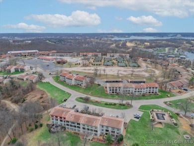 Amazing Top Floor End Unit 3 bed / 2.5 bath Condo boasting over on Seasons Ridge At Four Seasons in Missouri - for sale on GolfHomes.com, golf home, golf lot