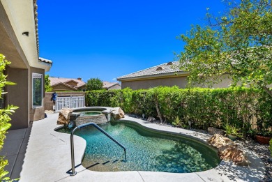 Beautiful 2 bedroom, 2 bathroom, plus den home with pool, spa & on Heritage Palms Golf Club in California - for sale on GolfHomes.com, golf home, golf lot