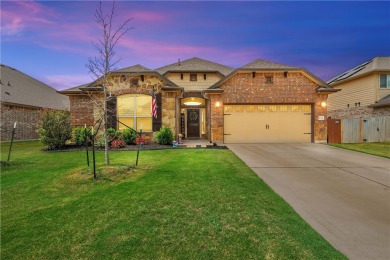 Welcome to this move-in ready 3-bedroom, 2.5-bathroom brick home on Twin Rivers Golf Club in Texas - for sale on GolfHomes.com, golf home, golf lot